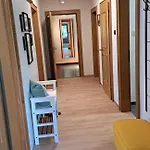 펜션 Lechner Am Waldrand Mit Sauna, Bergblick Und Naturgarten