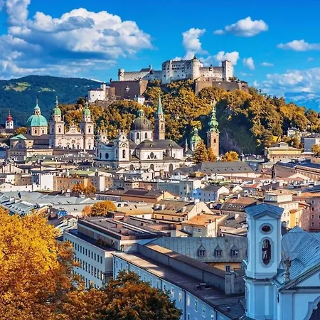 Hébergement de vacances Lechner Am Waldrand Mit Sauna, Bergblick Und Naturgarten