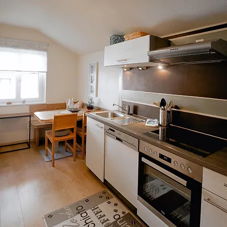 Lechner Am Waldrand Mit Sauna, Bergblick Und Naturgarten