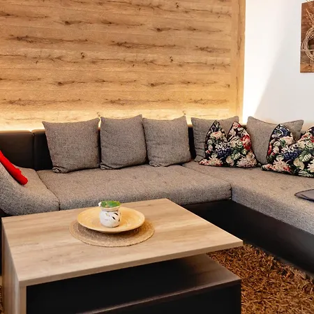 Lechner Am Waldrand Mit Sauna, Bergblick Und Naturgarten