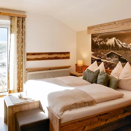 Lechner Am Waldrand Mit Sauna, Bergblick Und Naturgarten