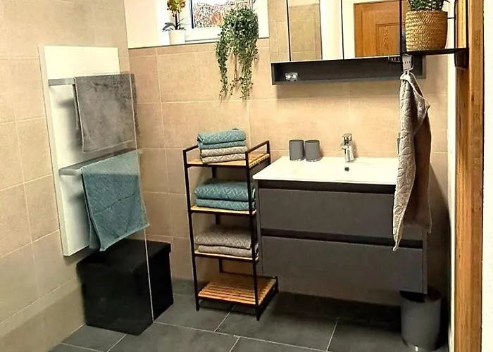 Lechner Am Waldrand Mit Sauna, Bergblick Und Naturgarten