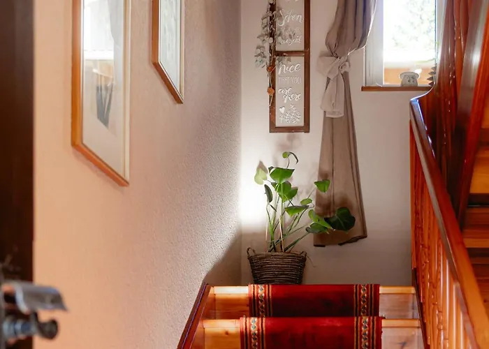 Lechner Am Waldrand Mit Sauna, Bergblick Und Naturgarten