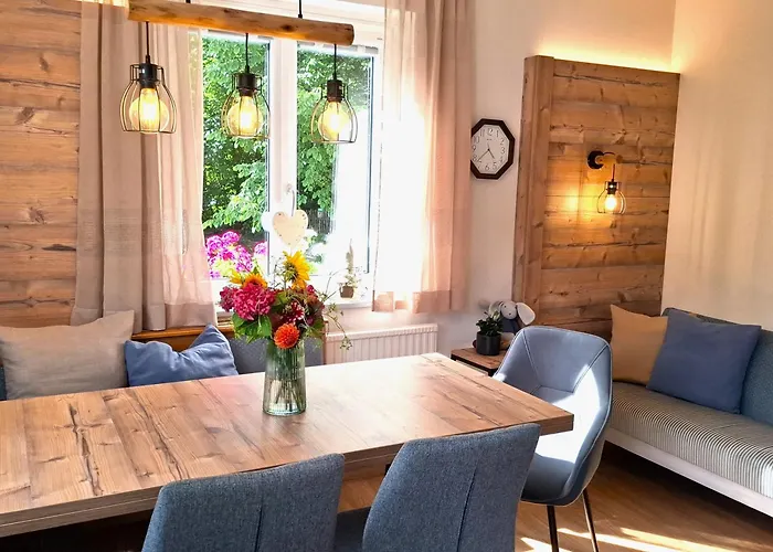 Lechner Am Waldrand Mit Sauna, Bergblick Und Naturgarten