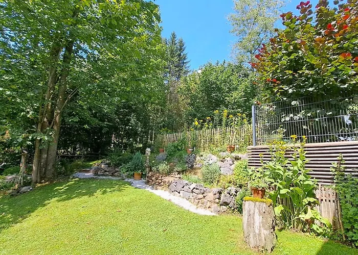 Сasa de vacaciones Lechner Am Waldrand Mit Sauna, Bergblick Und Naturgarten